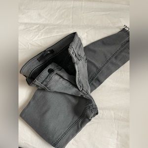 Joe’s Jeans - size 24